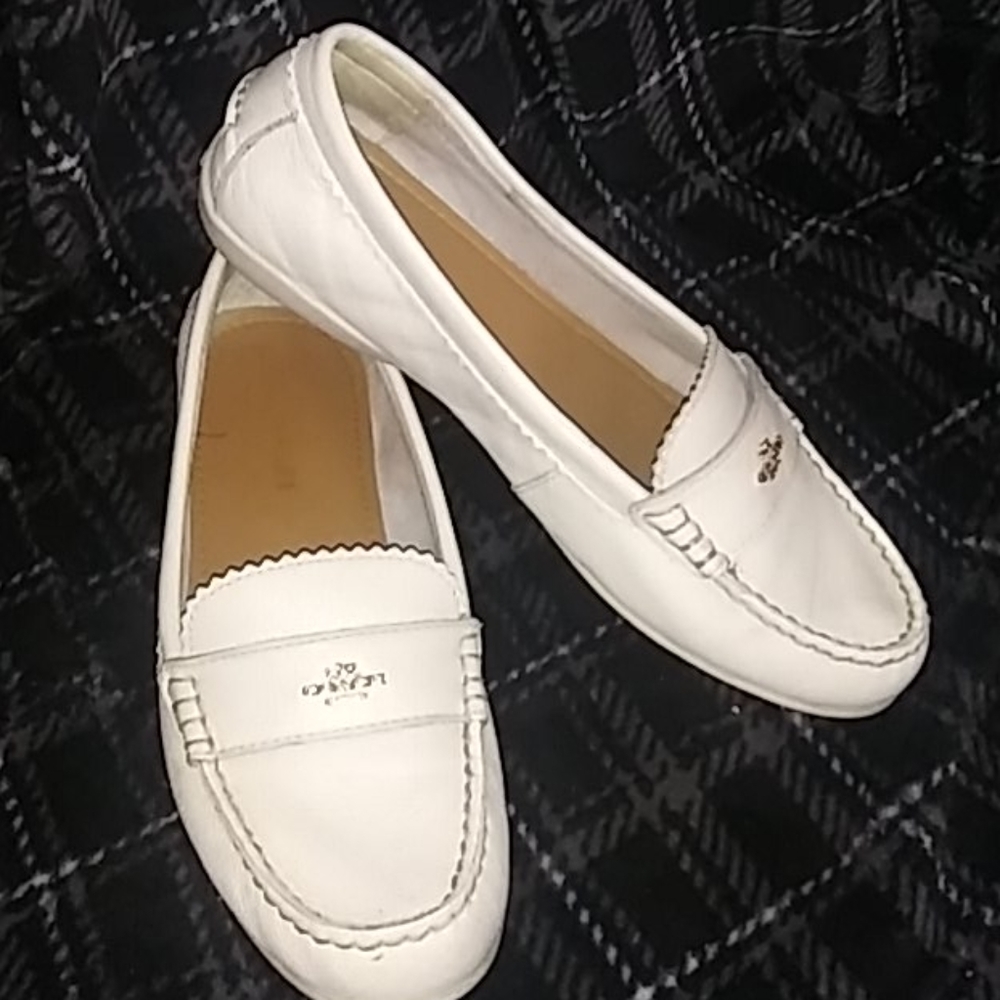 Coach flat slip ons - Picture 4 of 4
